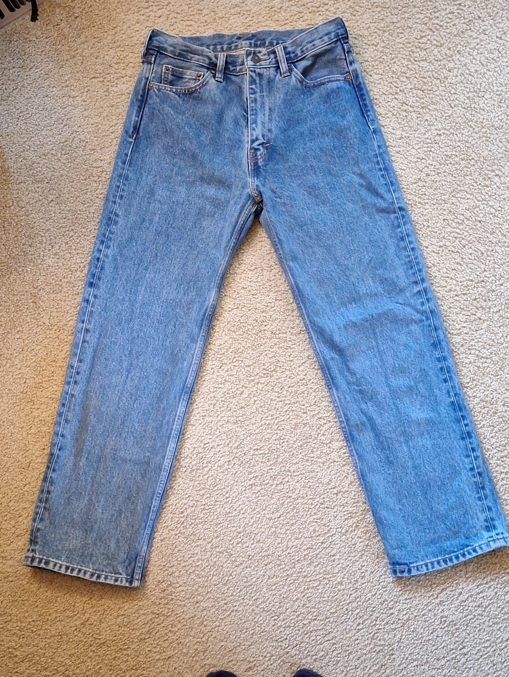 Levi's Skate Baggy Men's Jeans. Medium Blue, Loose Fit, Durable Denim